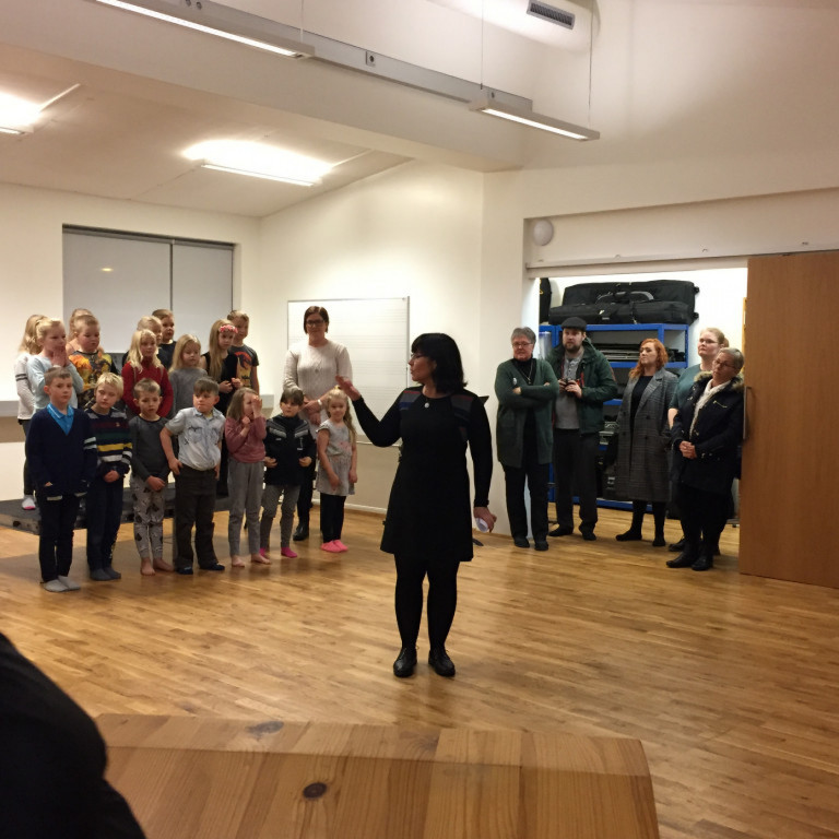 20161116_173329254_ios