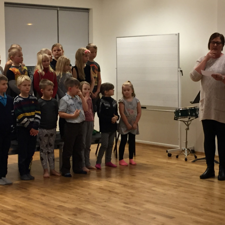 20161116_173839312_ios