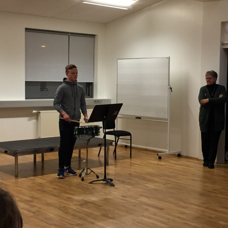 20161116_174209818_ios