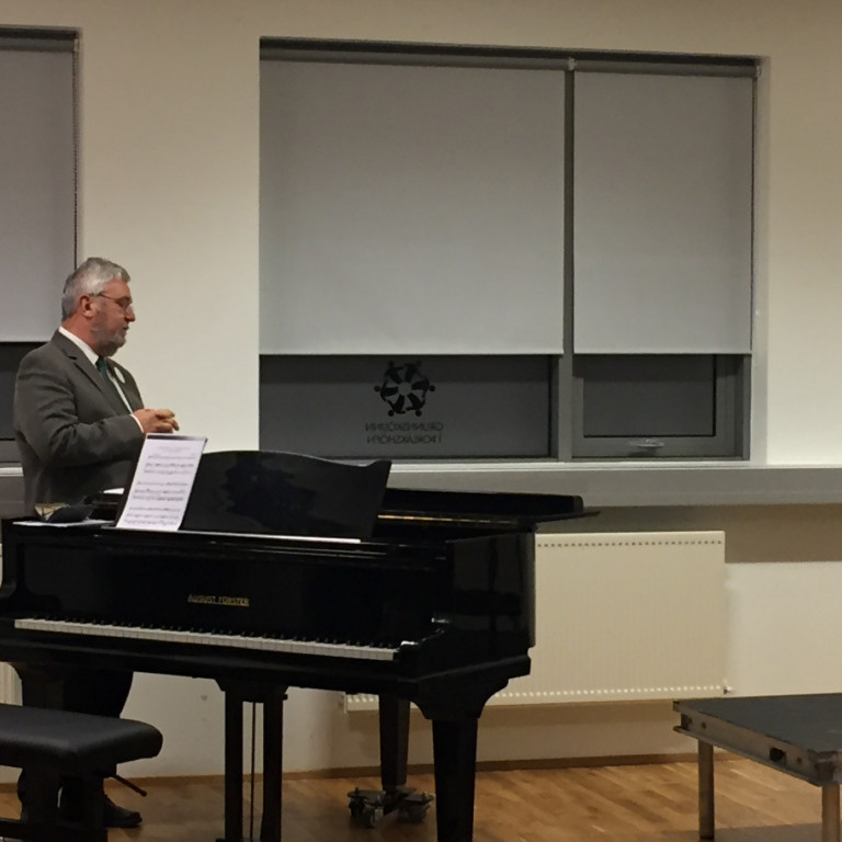 20161116_175133341_ios