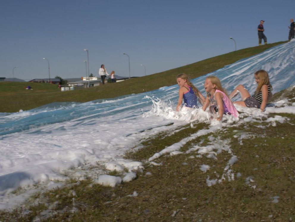 Sjómannadagshelgin 2. - 4. júní nk.