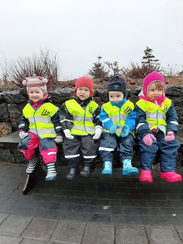 Dvergaheimar- Köggshópur í gönguferð