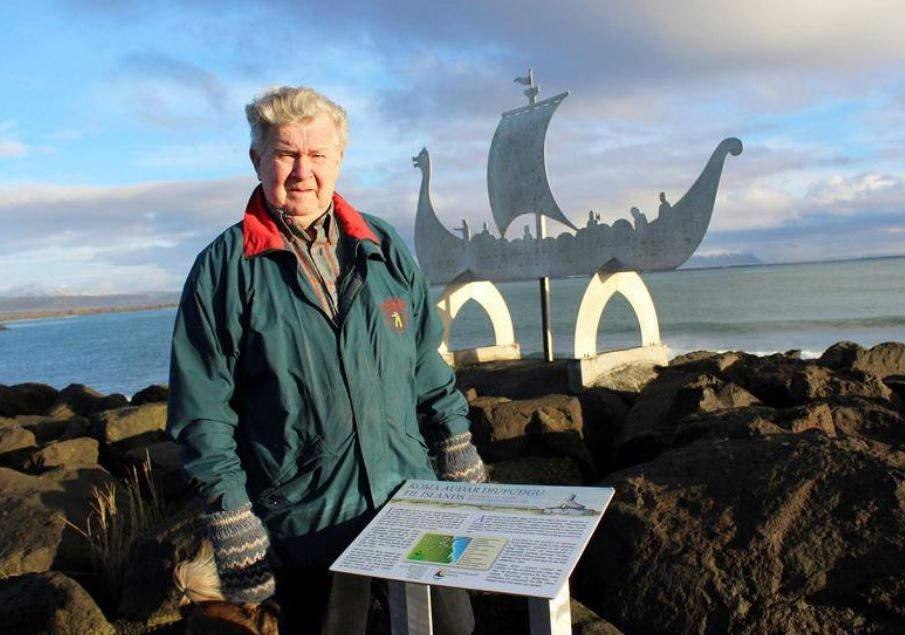 Móttaka listaverks eftir Erling Ævarr Jónsson, sunnudaginn 03. júní, kl. 15.30