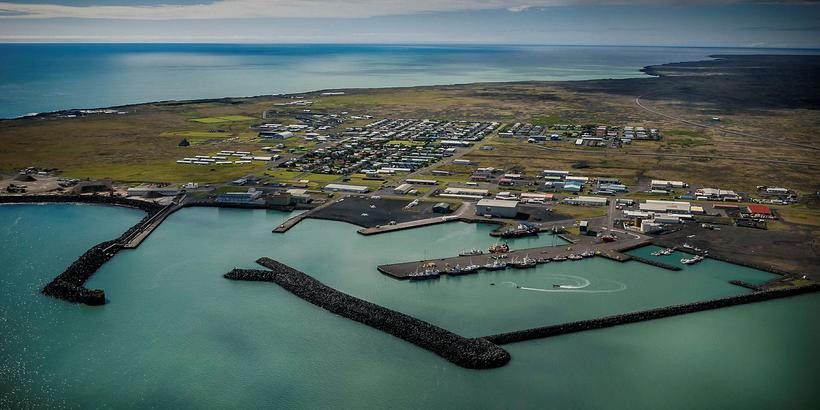 Tilboð: Öryggisgirðing umhverfis tollgeymslusvæðið í Þorlákshöfn.