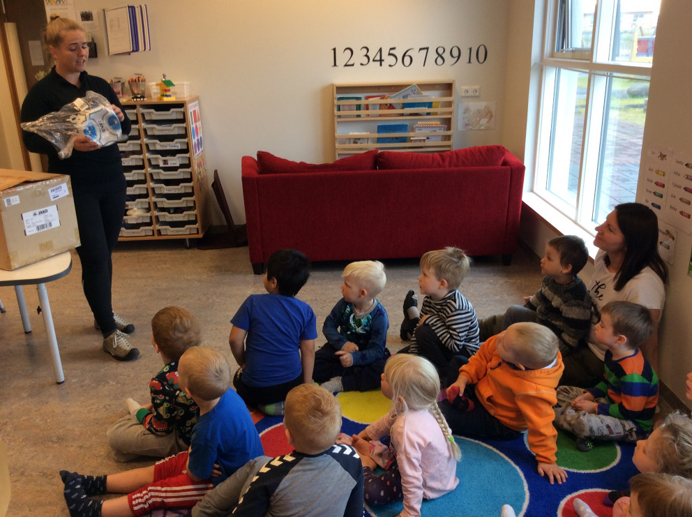 Hulduheimar - Hófí þjálfari kom frá fótboltafélaginu Ægi