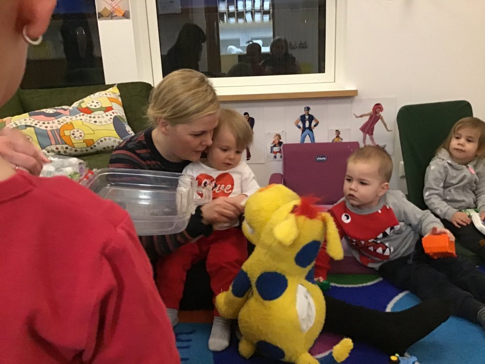 Dvergaheimar - Peta tannlæknir kemur í heimsókn