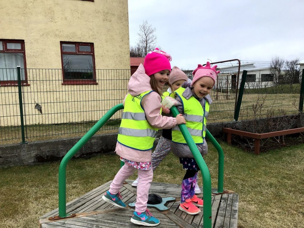 Hulduheimar - Oddabrautaróló