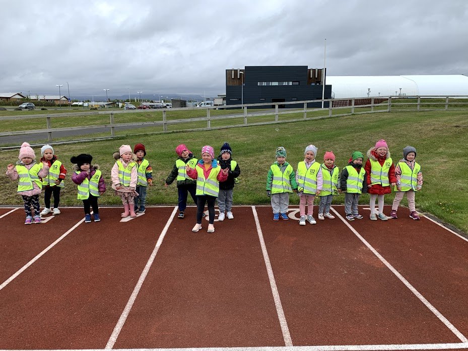 Goðheimar- Ratleikur á Oddabrautarróló, skólalóð og íþróttavelli