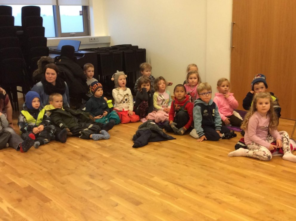 Hulduheimar heimsóttu tónlistaskólann