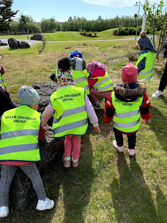 Goðheimar- Ratleikur í skrúðgarði og ráðhúsi