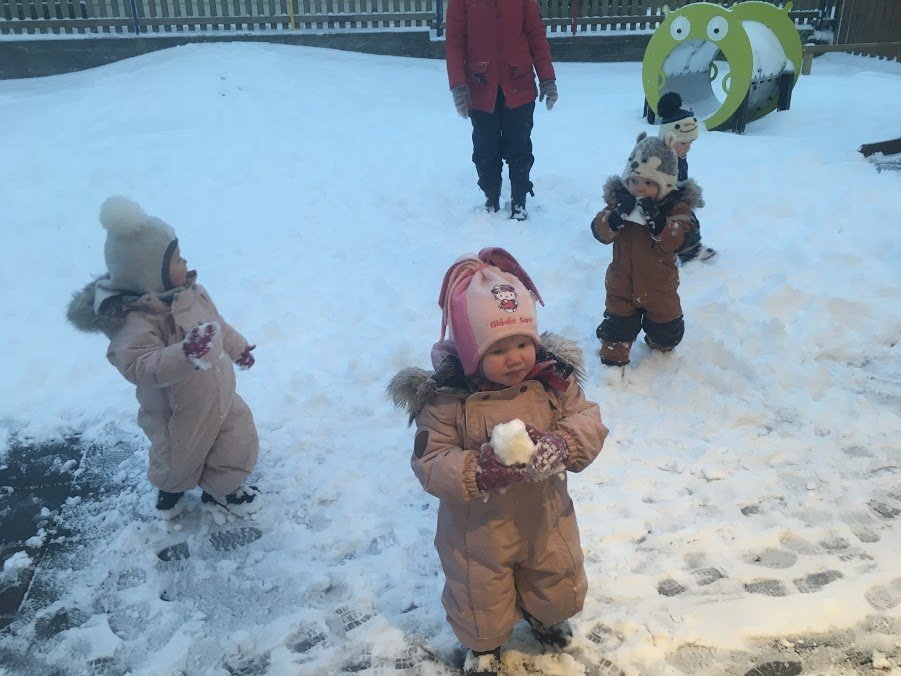 Ásheimar - útivera í snjónum