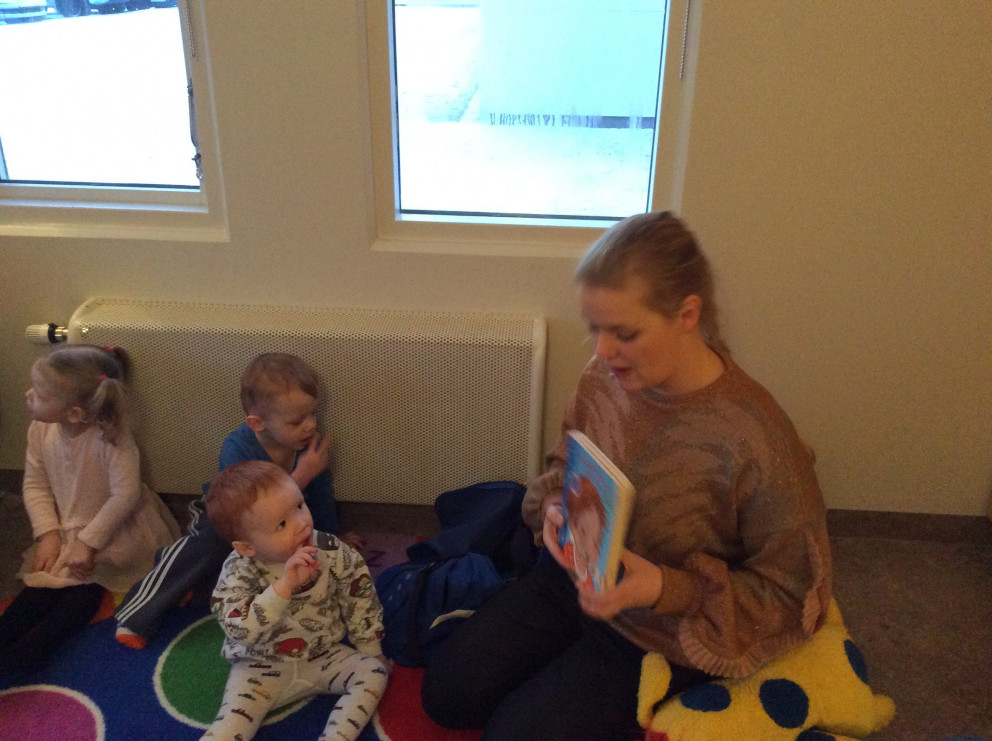 Dvergaheimar - Peta tannlæknir í heimsókn