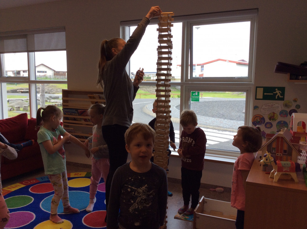 Hulduheimar hitt og þetta