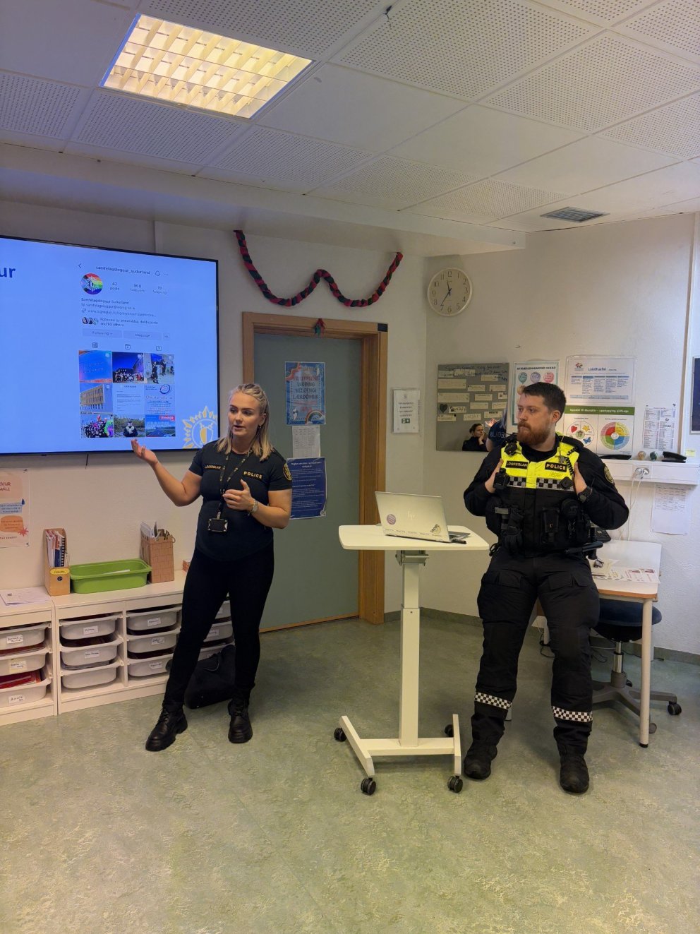 Heimsókn lögreglu í 9. bekk