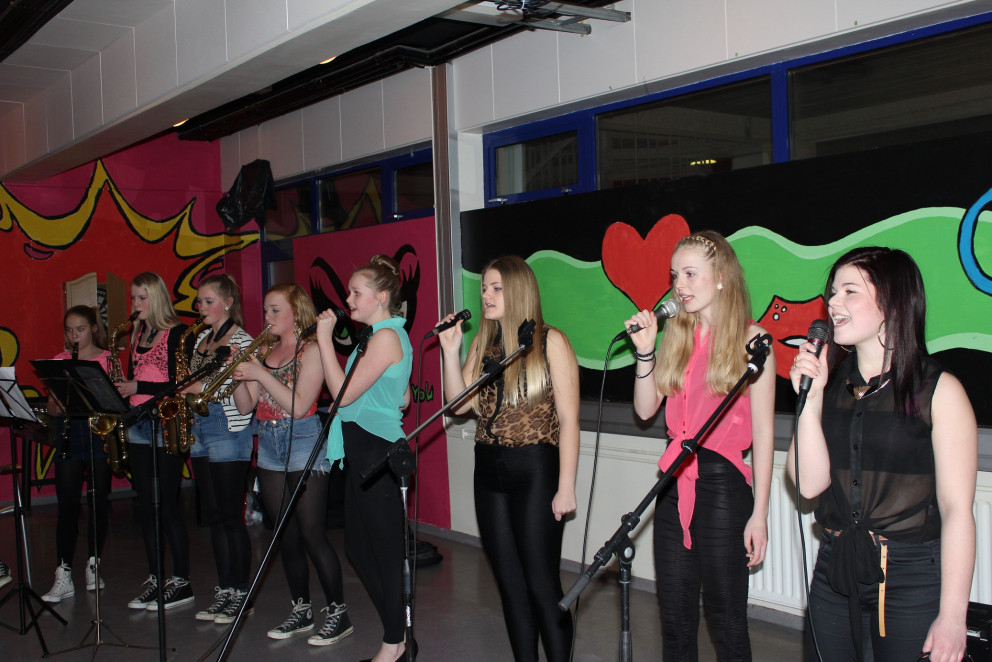 Sigurvegarar í söngvakeppni Svítunnar 2012