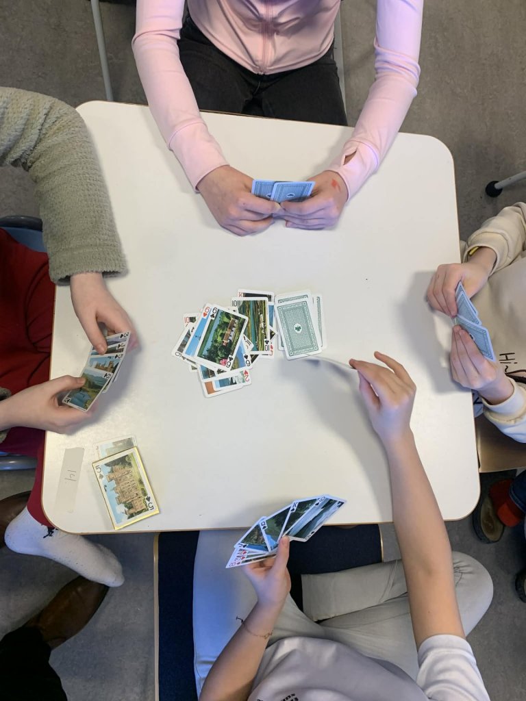 Ólsen Ólsen keppni á miðstigi