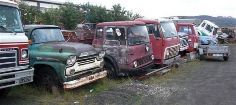 20 þúsund leynast víða, fáðu greitt fyrir ónýtan bíl. Höldum umhverfi okkar hreinu.