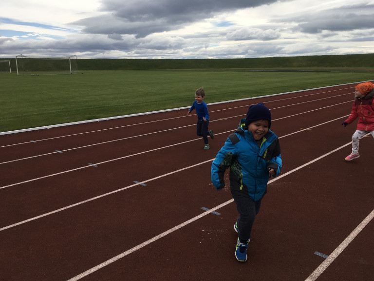 Frjálsíþróttavöllur