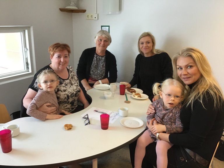 Álfaheimar - mömmu og ömmukaffi 2020