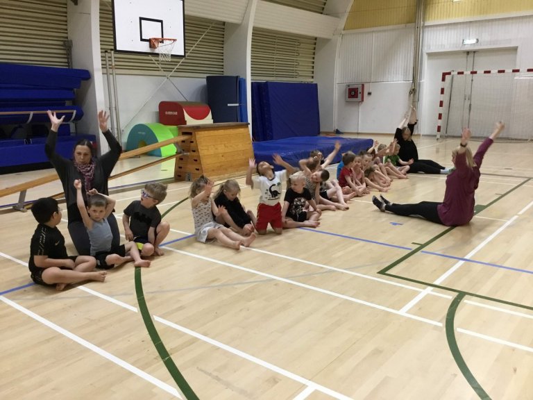 Hulduheimar - Íþróttir í mars