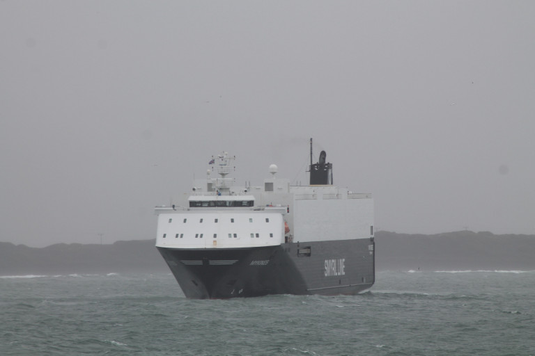 Myndasafn af komu Mykines í fyrsta sinn til Þorlákshafnar