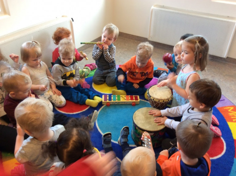 Tónlistarstund og fleira