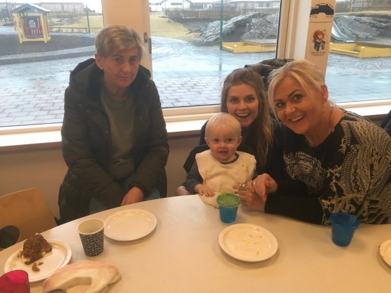 Ásheimar - Mömmu og ömmukaffi