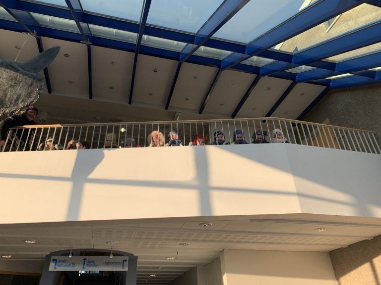 Álfaheimar - guli hópur í ráðhúsinu