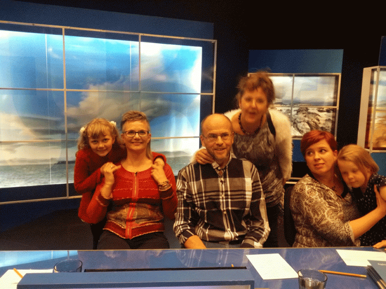 Keppendur í Útsvari fyrir Sveitarfélagið Ölfus ásamt fjölskyldumeðlimum